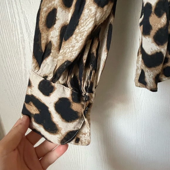 Leopard printed top - Picture 4 of 4
